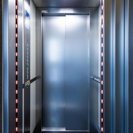 Kabine, Lichtvorhang rot